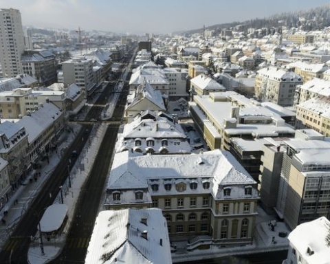 “Après le marxisme-léninisme,la lutte des classes généralisée”Michel Clouscard